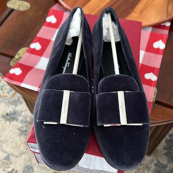 Salvatore Ferragamo Suede Vara Shell 3.0 cm - Picture 4 of 5